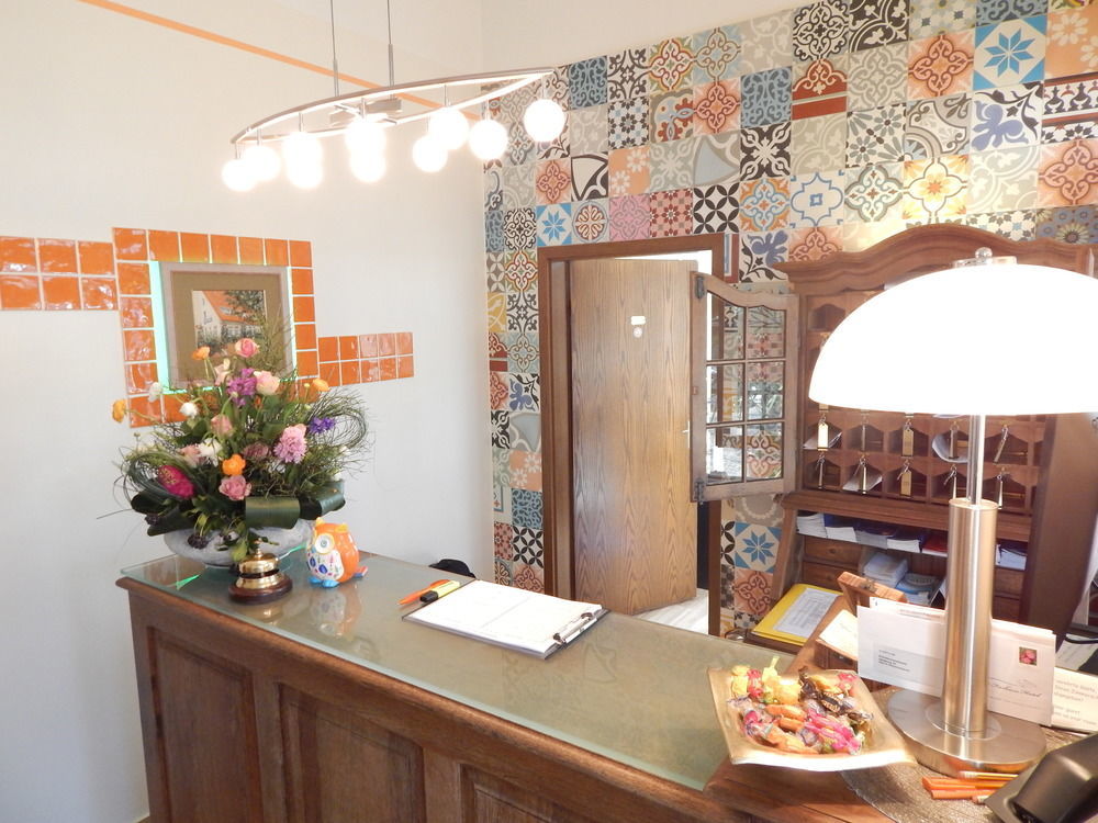 Airport Fashion Hotel