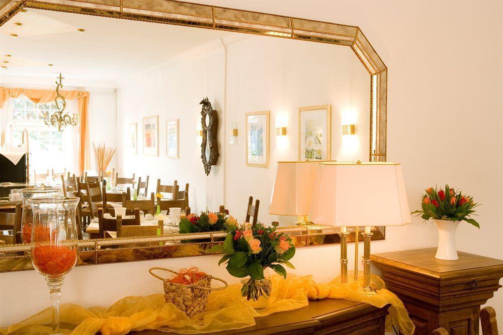 Hotel Airport Fashion 3*