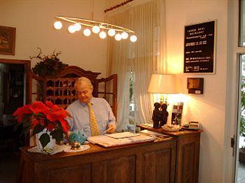 Airport Fashion Hotel 3*