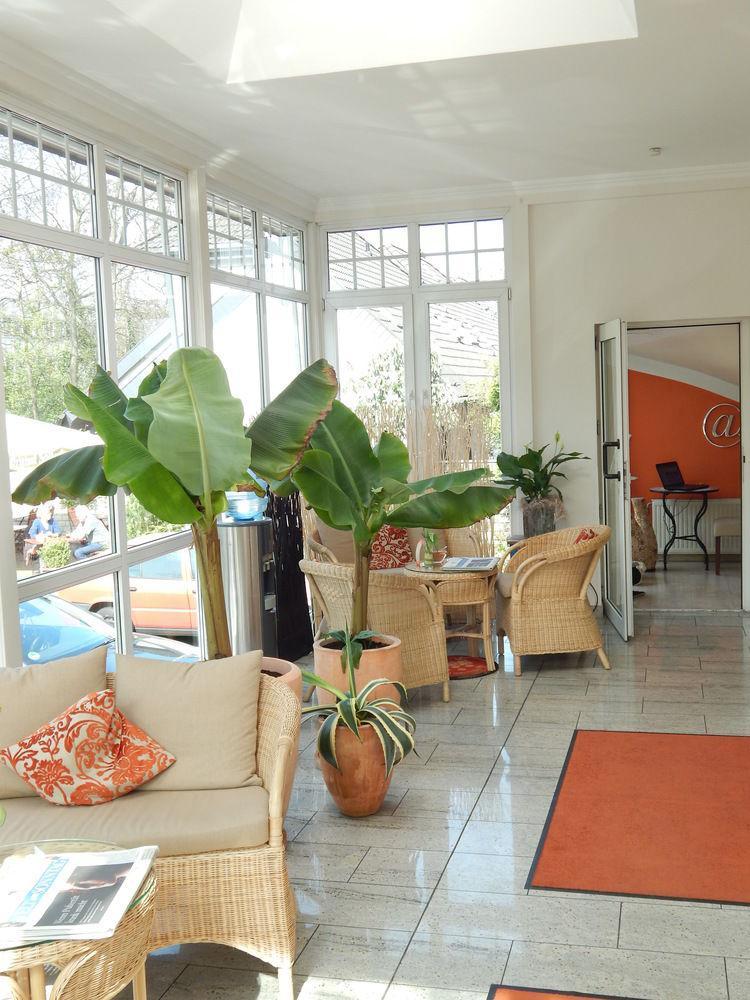 Hotel Airport Fashion