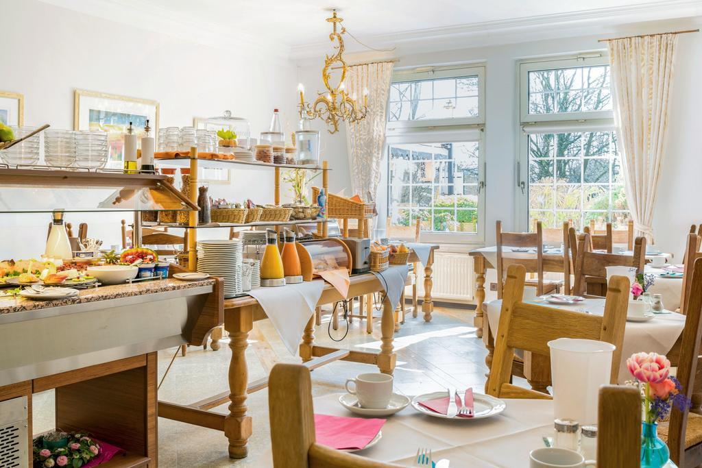 Airport Fashion Hotel 3*